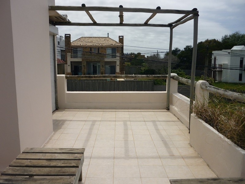 Casa en venta en Altos de Punta Piedras.